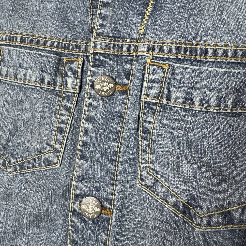 Cabi Womens Classic Denim Blue Jean‎ Jacket Size 8 Medium Wash Button Front